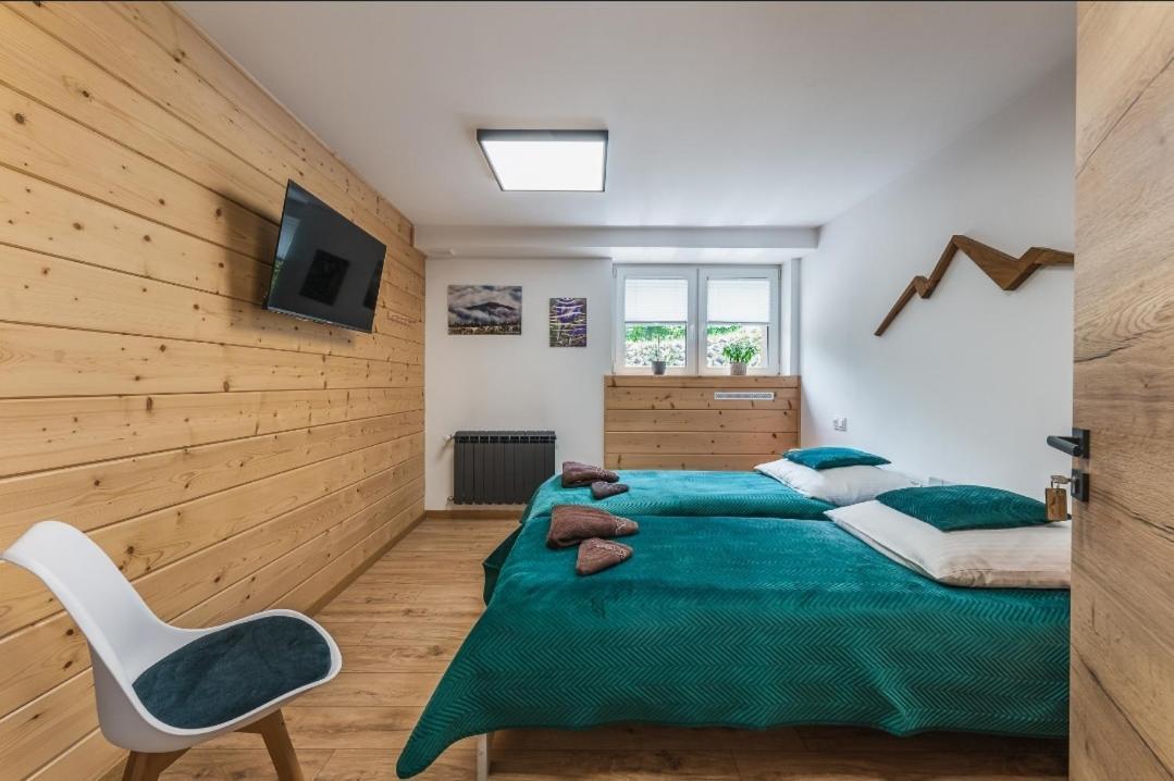 Apartament Pod Bukowym Lasem Meszna Bagian luar foto