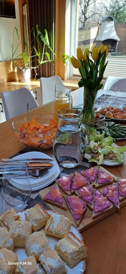 Apartament Pod Bukowym Lasem Meszna Bagian luar foto